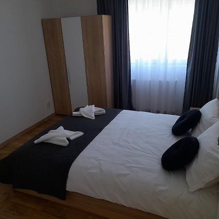 Pensiunea Eden House 크라이오바 외부 사진